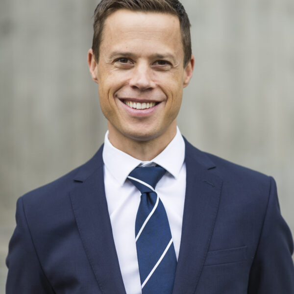 Associate Professor Peter Van Wijngaarden